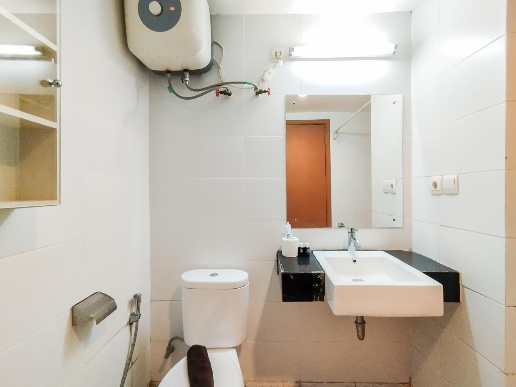 Simply And Comfy Studio Room Apartment Beverly Dago By Travelio Bandung Eksteriør bilde