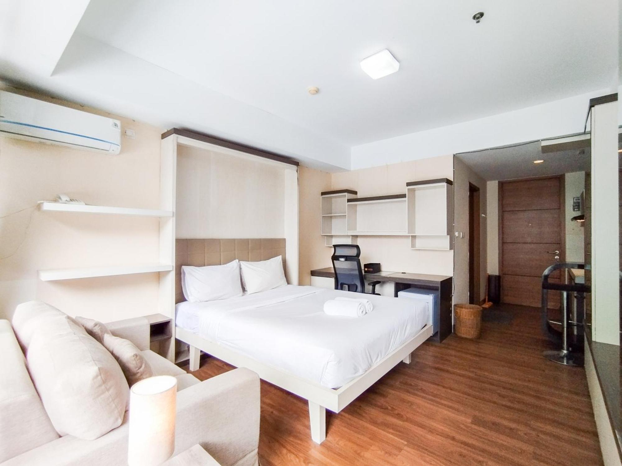 Simply And Comfy Studio Room Apartment Beverly Dago By Travelio Bandung Eksteriør bilde