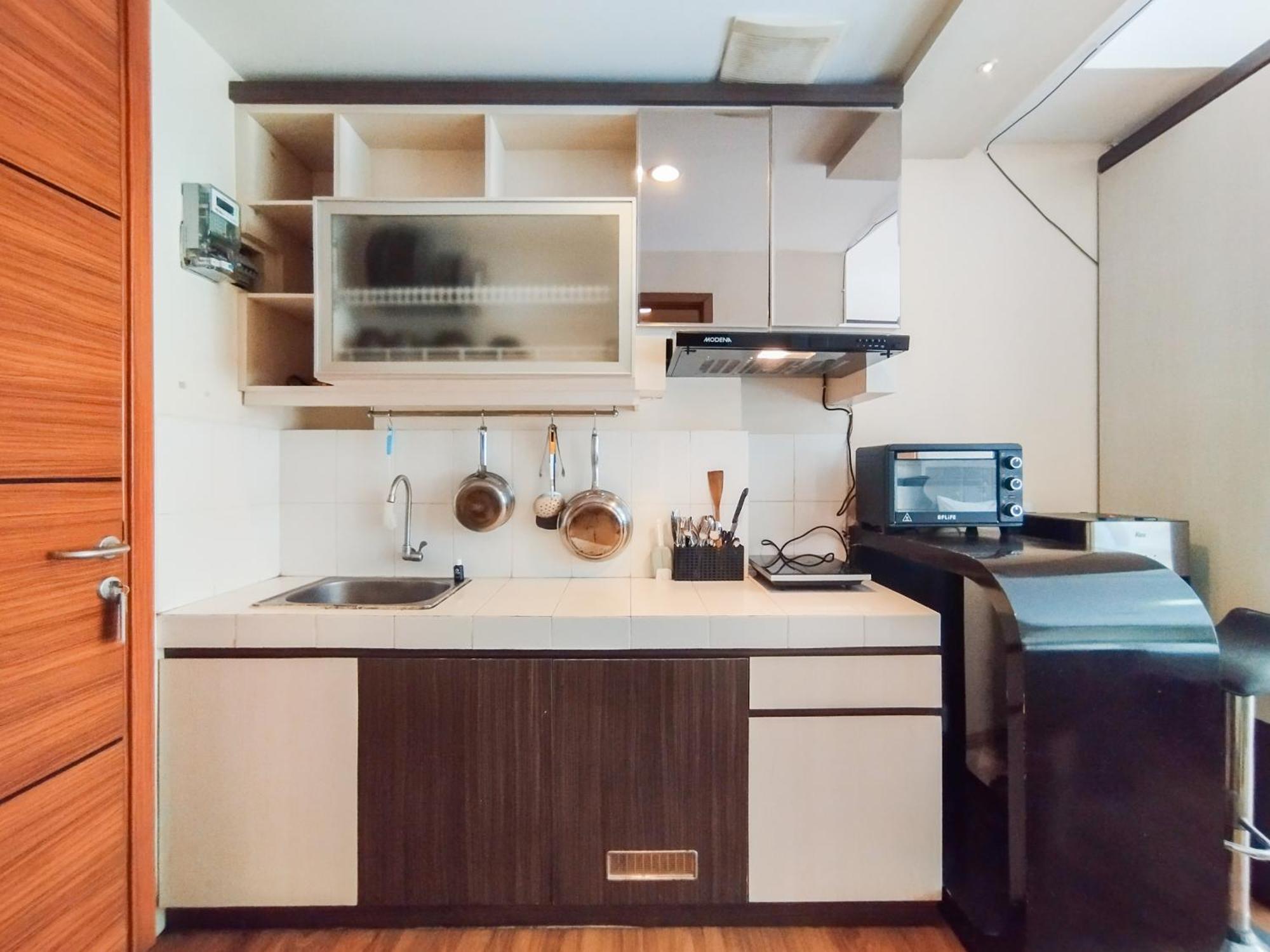 Simply And Comfy Studio Room Apartment Beverly Dago By Travelio Bandung Eksteriør bilde